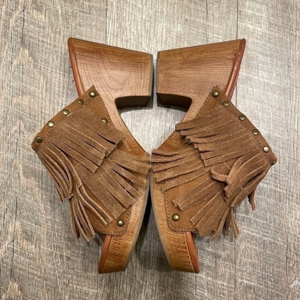 UnionBay Brown vegan leather suede fringed platform heels size 8 - Picture 6 of 10